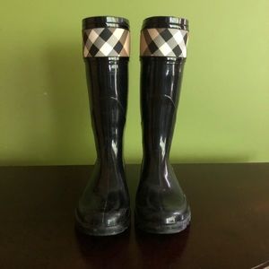 Women’s Burberry Crosshill Rainboots